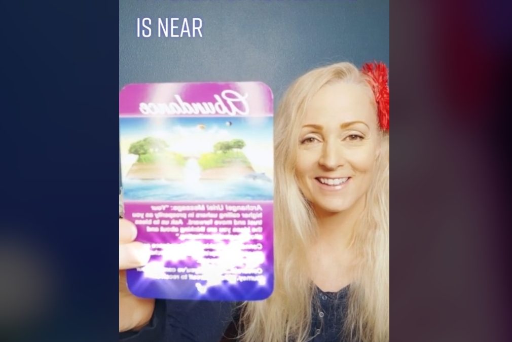 Ask The Angels Your Question [Angel Card Tik Tok Videos]
